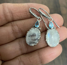 Load image into Gallery viewer, 925 sterling silver earring,925 silver earring,Moonstone earring,sterling silver earring,Bali earrings,Bali earring with moonstone
